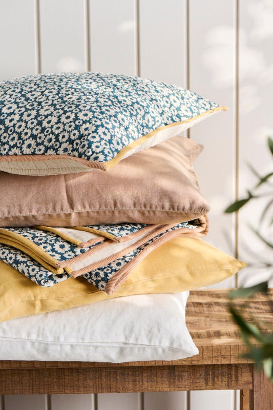 Pellavatyynynpäällinen Keltainen - Harvest yellow 50 x 50 cm