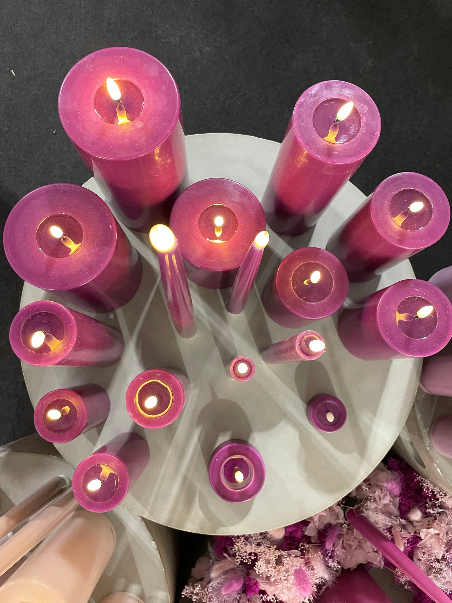 Led-kynttilä Tumma pinkki (Magenta) halk. 7,5 cm