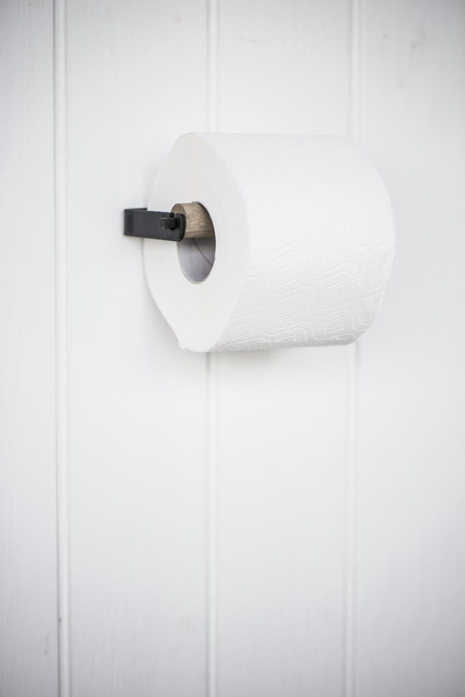 WC-paperiteline seinälle puinen / musta