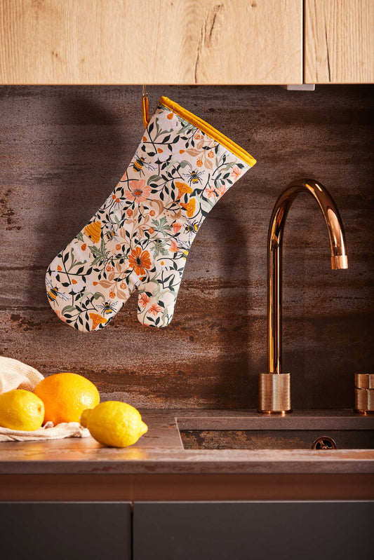 Uunikinnas Bee Bloom