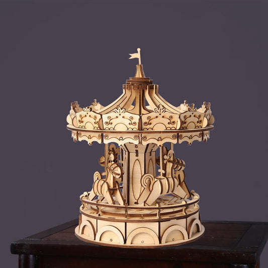 DIY miniatyyri Karuselli - Merry Go Round