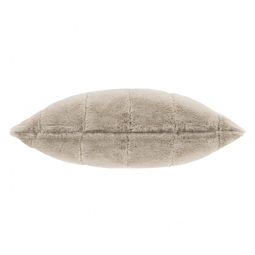 Tekoturkis tyynynpäällinen Oat  - Vaalea beige 45 x 45 cm
