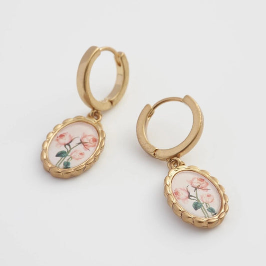 ruusu cottage core korvakorut