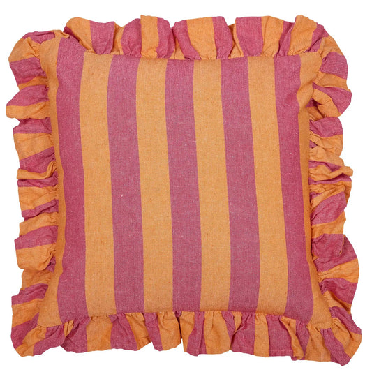 Tyynynpäällinen röyhelöllä leveäraidallinen fuksia-oranssi  45 x 45 cm