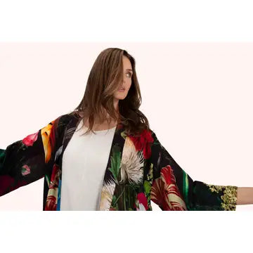 Kimono takki lyhyt (kapeammat hihat) Opulant Chocolate