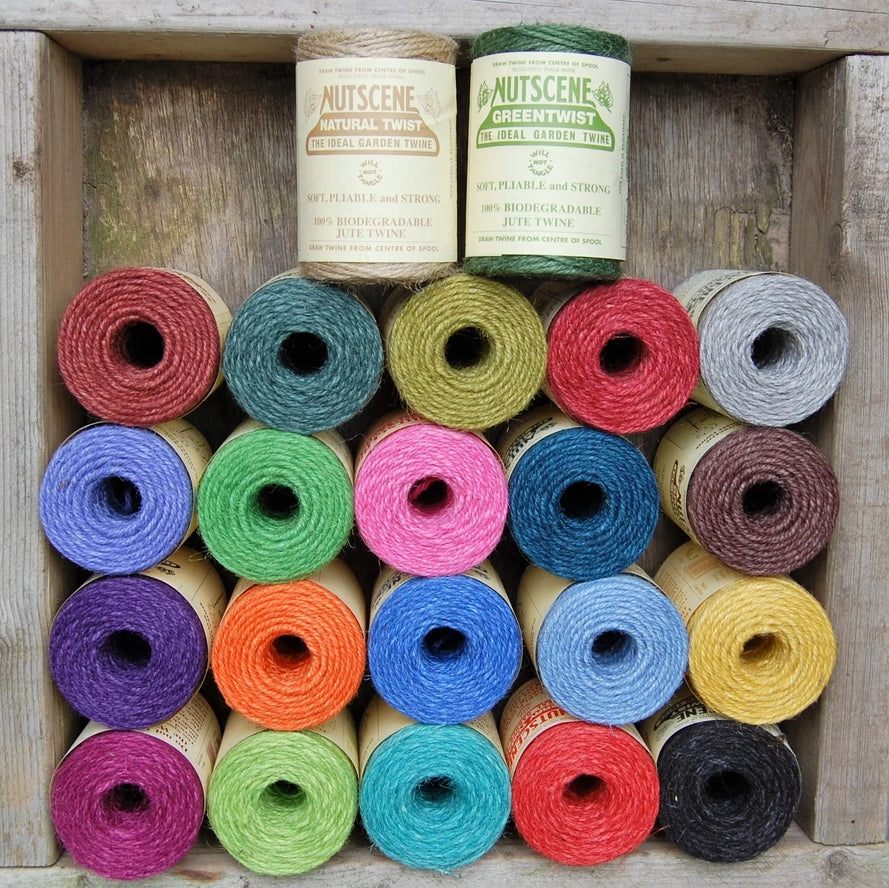 String In a Tin juuttinaru Tumma fuksia - Deep Orchid Twist
