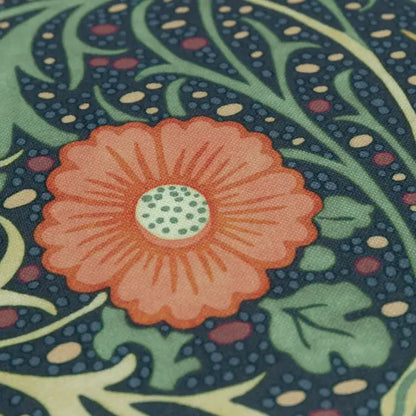 Tyynynpäällinen joka sopii ulkokäyttöön William Morris Seaweed Indigo 50 x 50 cm