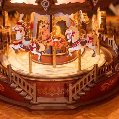 DIY miniatyyri Karuselli - Classic Carousel