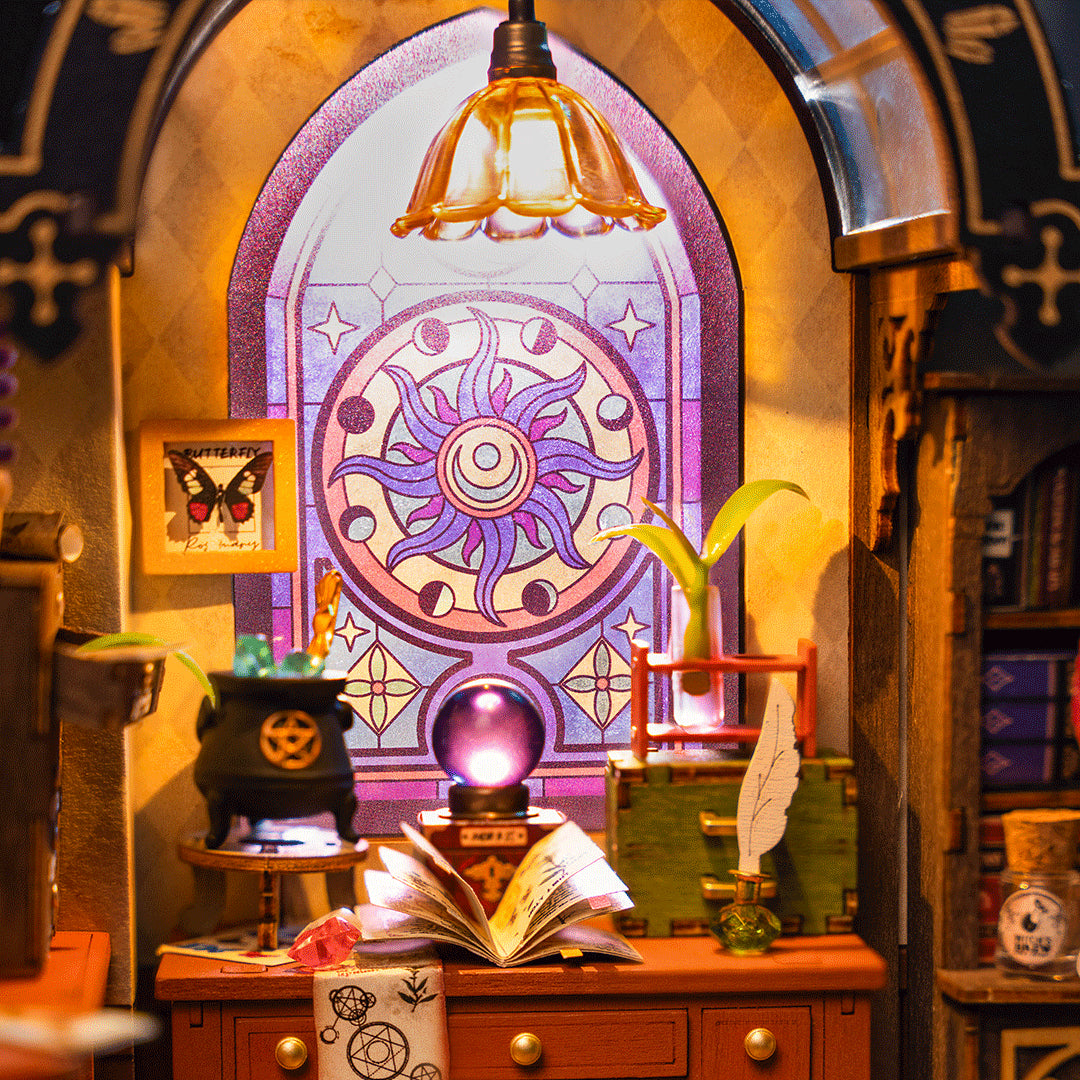 DIY miniatyyri Magic Study
