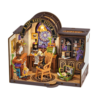 DIY miniatyyri Magic Study