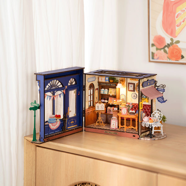 DIY miniatyyri Leisure Time Tea Room