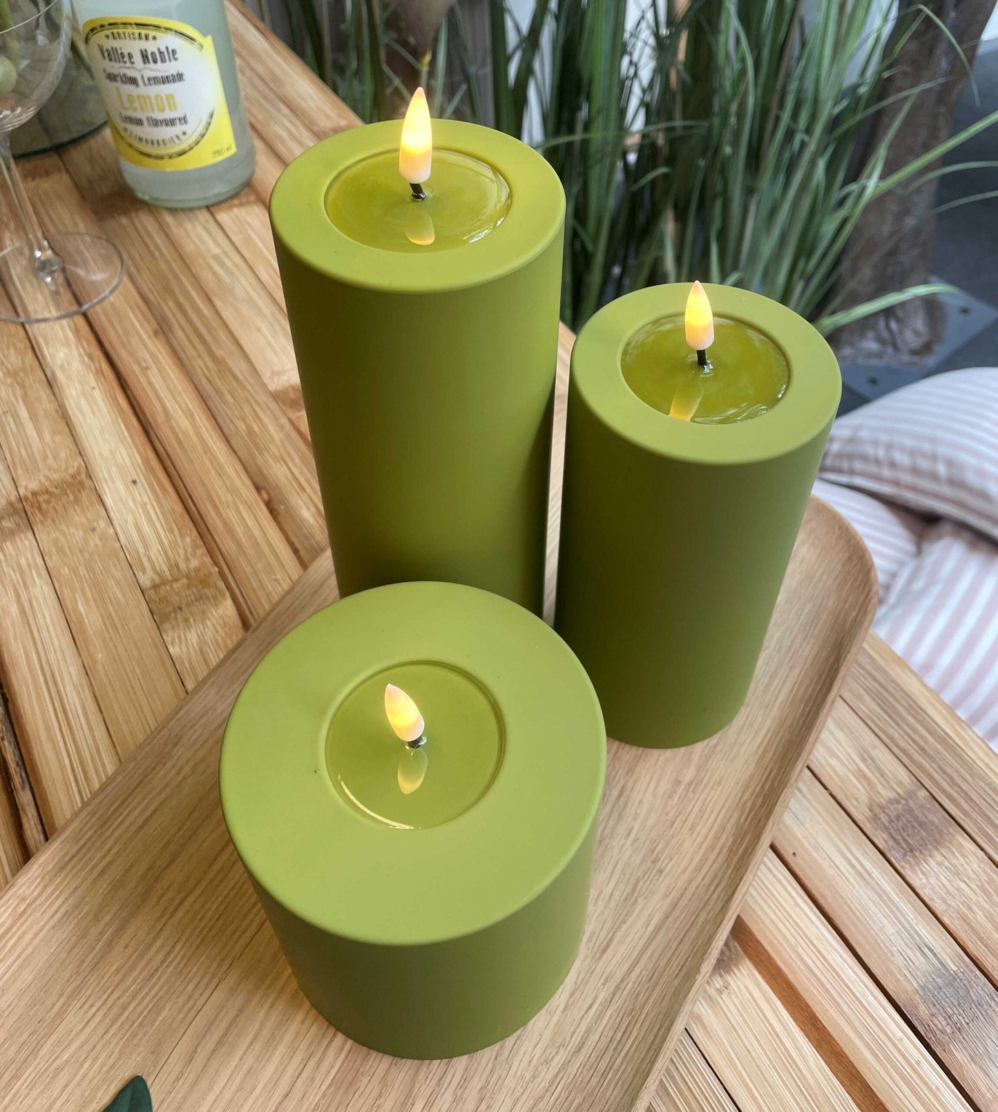 Led-kynttilä ulkokäyttöön Oliivinvihreä (Olive Green) halk. 7,5 cm