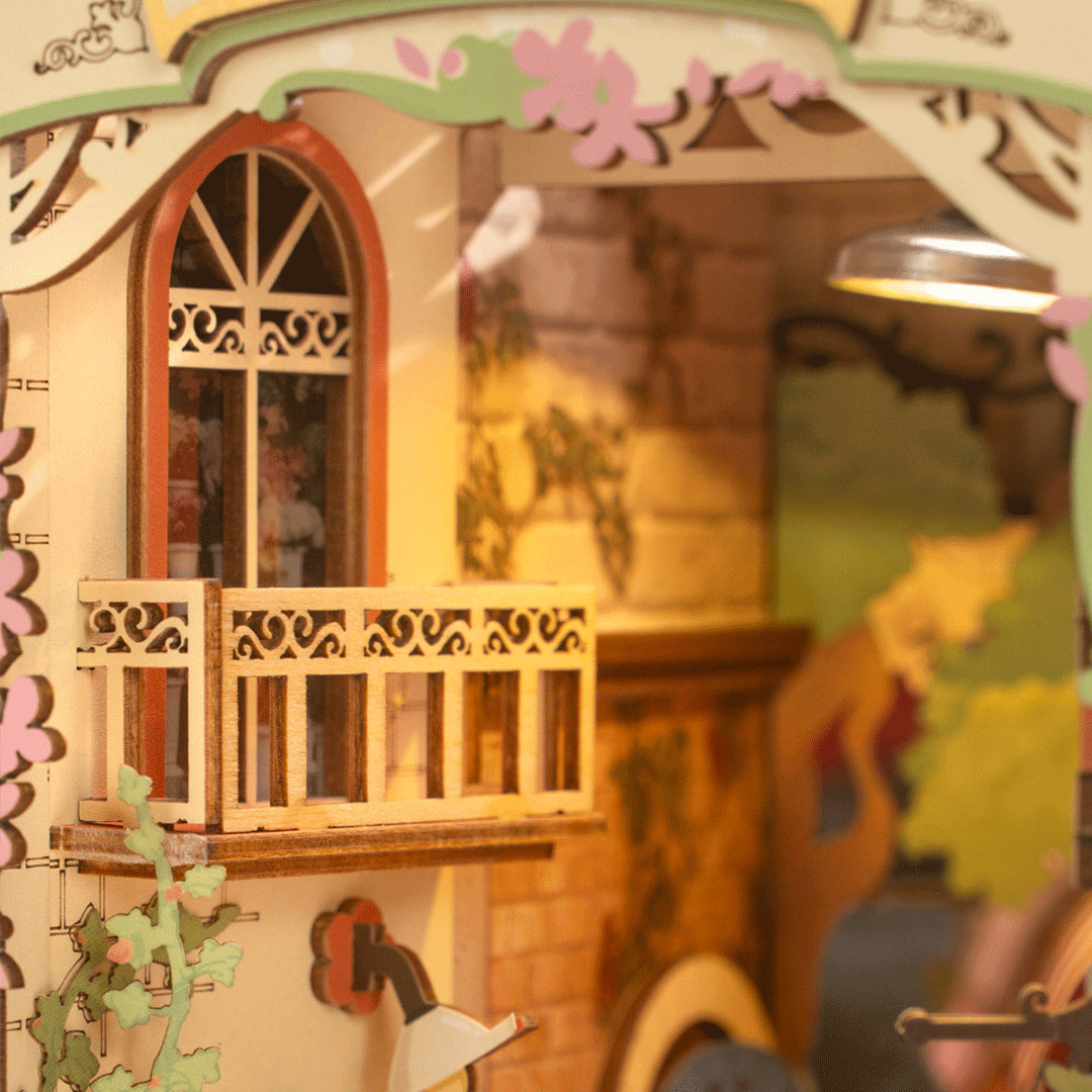 DIY Minimaailma kirjahyllyyn – Floral Corner Book Nook sis. pölysuojan