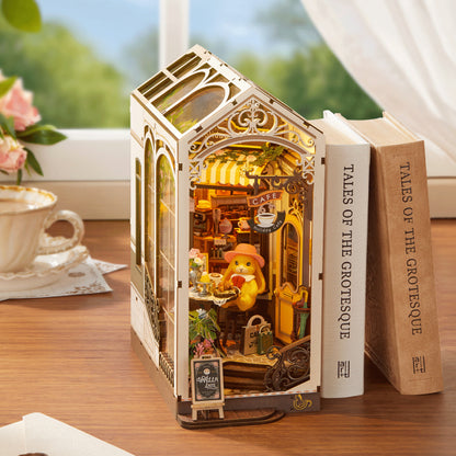 DIY minimaailma kirjahyllyyn - Holiday Cafe Book Nook