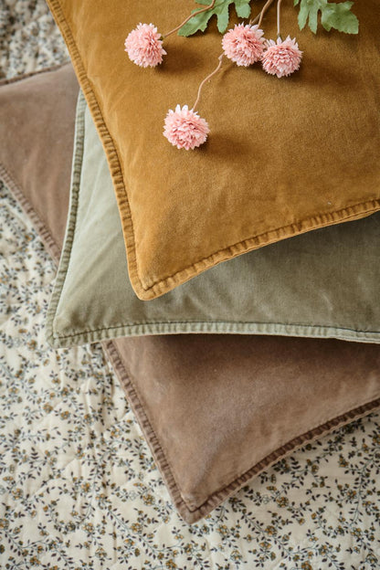Samettityynynpäällinen Vintage – kuluneen näköinen Okra - Ochre Green 50 x 50 cm