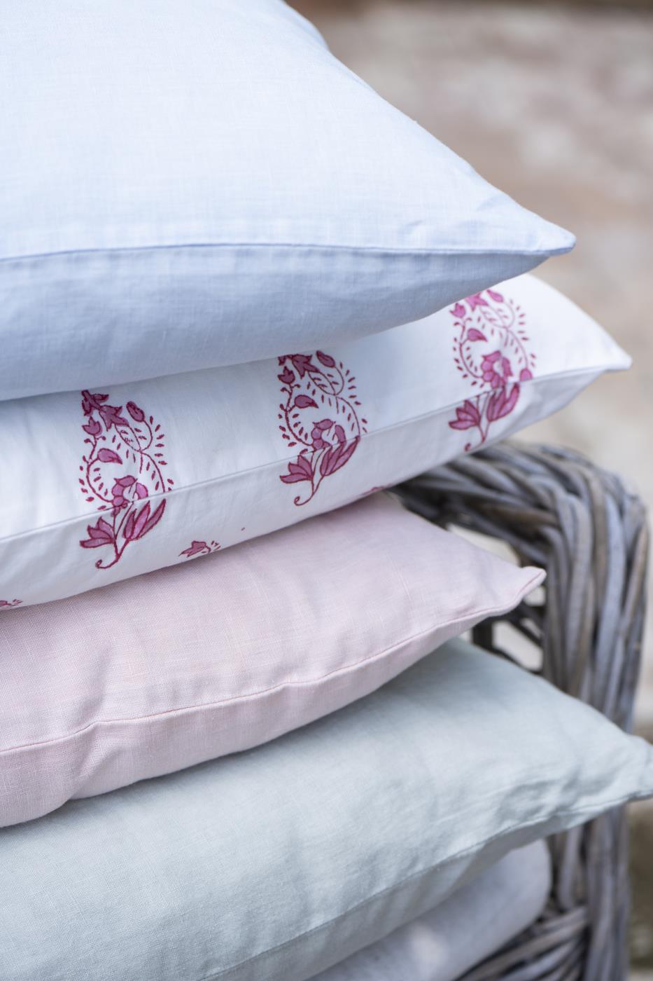 Pellavatyynynpäällinen Vaaleanpunainen - Rose Shadow  50 x 50 cm