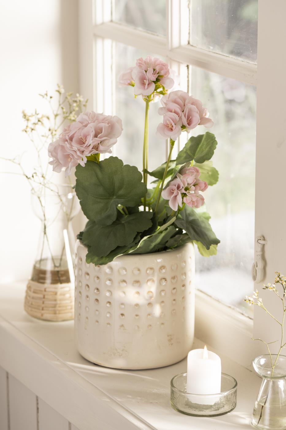 Pelargoni vaaleanpunainen tekokukka