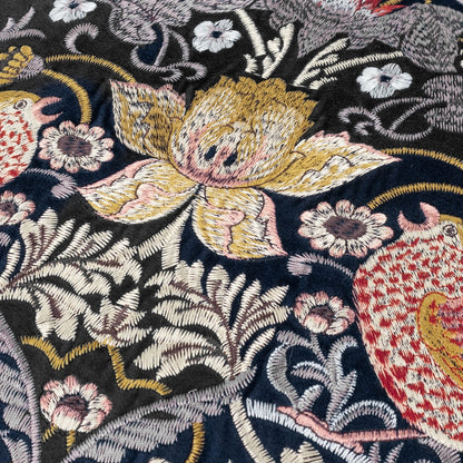 Tyynynpäällinen Strawberry Thief brodeerattu Sininen - Indigo 50 x 50 cm