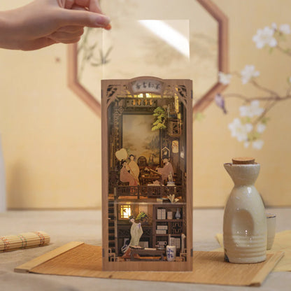 DIY Minimaailma kirjahyllyyn – Ink Rhyme Bookstore Book Nook (sis. pölysuojan)