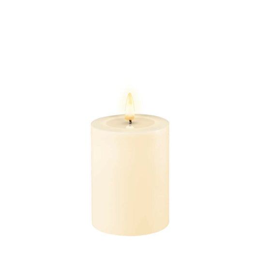 Led-kynttilä Kermanvalkoinen (Cream)  halk. 7,5 cm