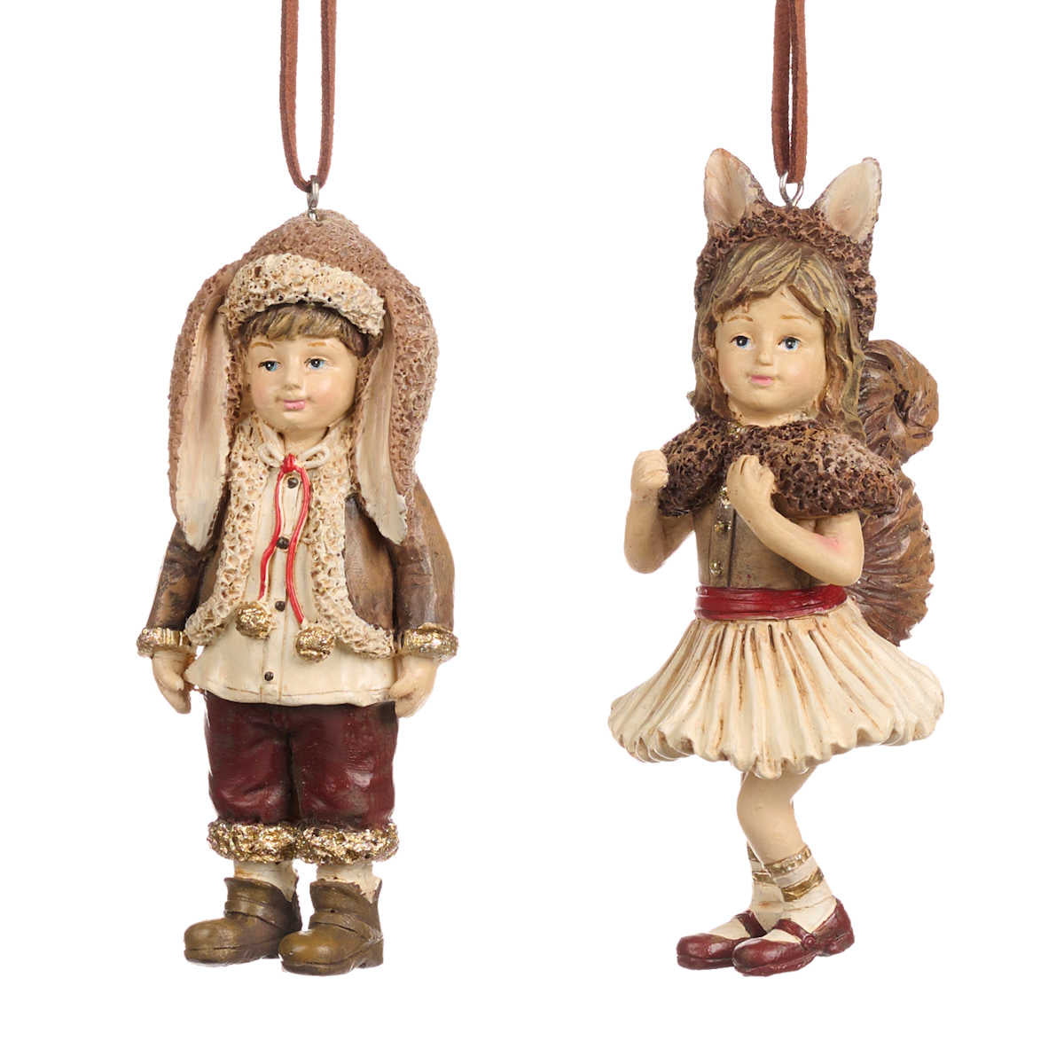 Pupuksi pukeutunut poika ripustettava koriste, 10 cm