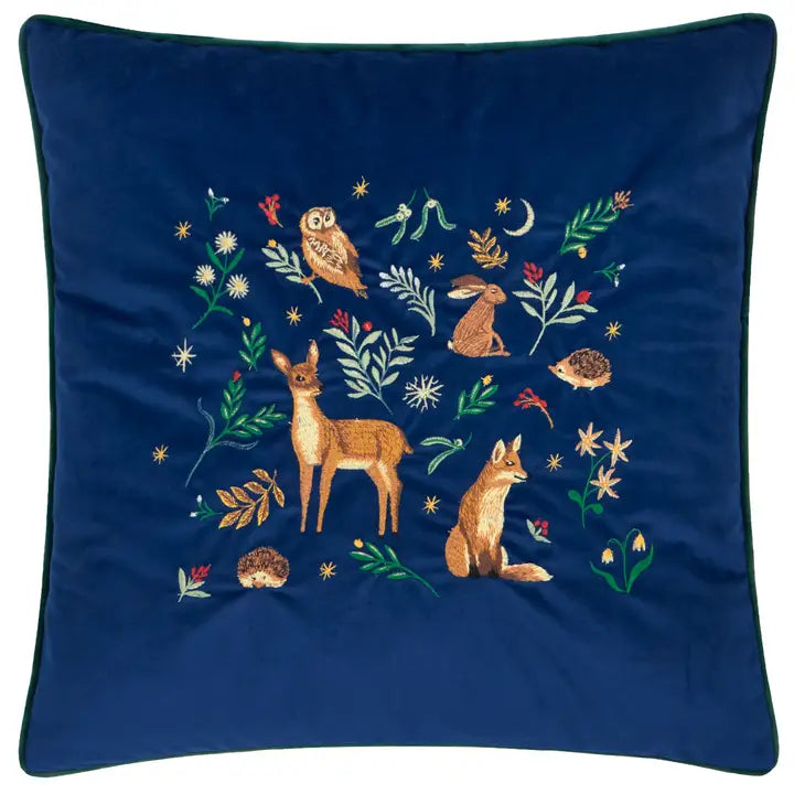 Berry Woods brodeerattu tummansininen samettityynynpäällinen 45 x 45 cm