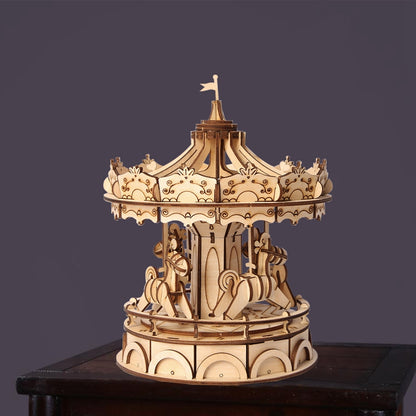 DIY miniatyyri Karuselli - Merry Go Round