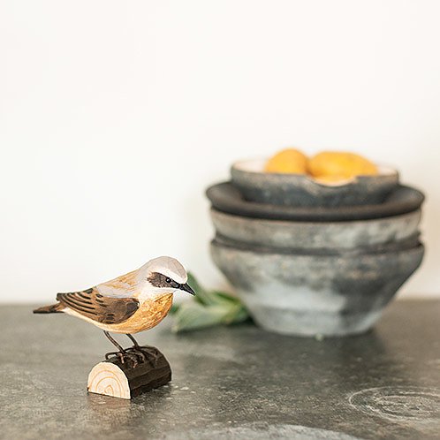 DecoBird koristelintu Kivitasku - Northern Wheatear
