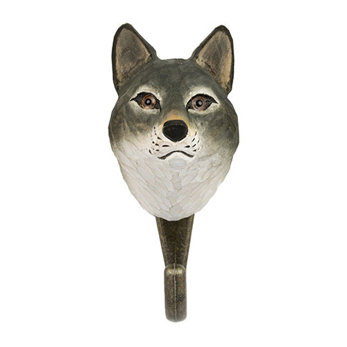 Käsin veistetty seinäkoukku Susi