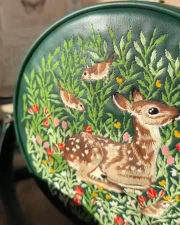 Pieni pyöreä laukku Bambi vihreä