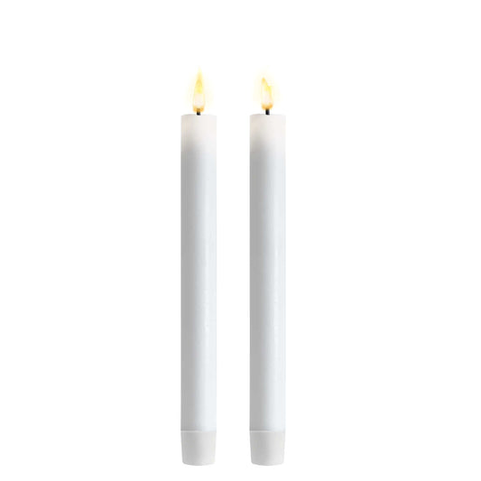 valkoinen pitkä led kruunukynttilä