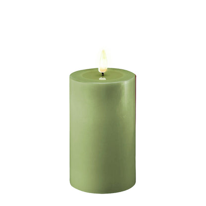 Led-kynttilä Oliivinvihreä (Olive Green) halk. 7,5 cm