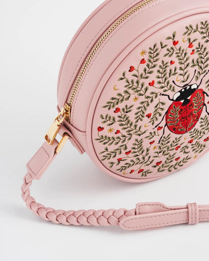 Pyöreä pieni olkalaukku Leppäkerttu - Ladypink vaaleanpunainen