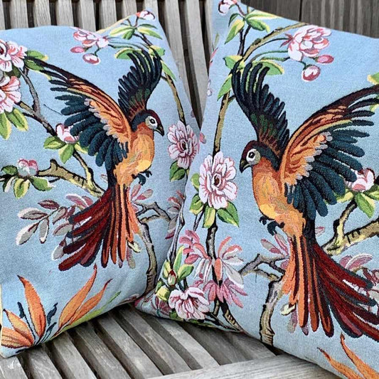 Gobeliini tyynynpäällinen Paratiisilinnut - malli 1 (lintu katsoo vasemmalle) 45 x 45 cm