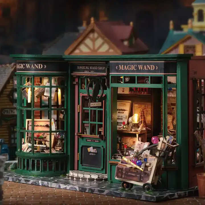 DIY Miniatyyritalo – Magic Shop