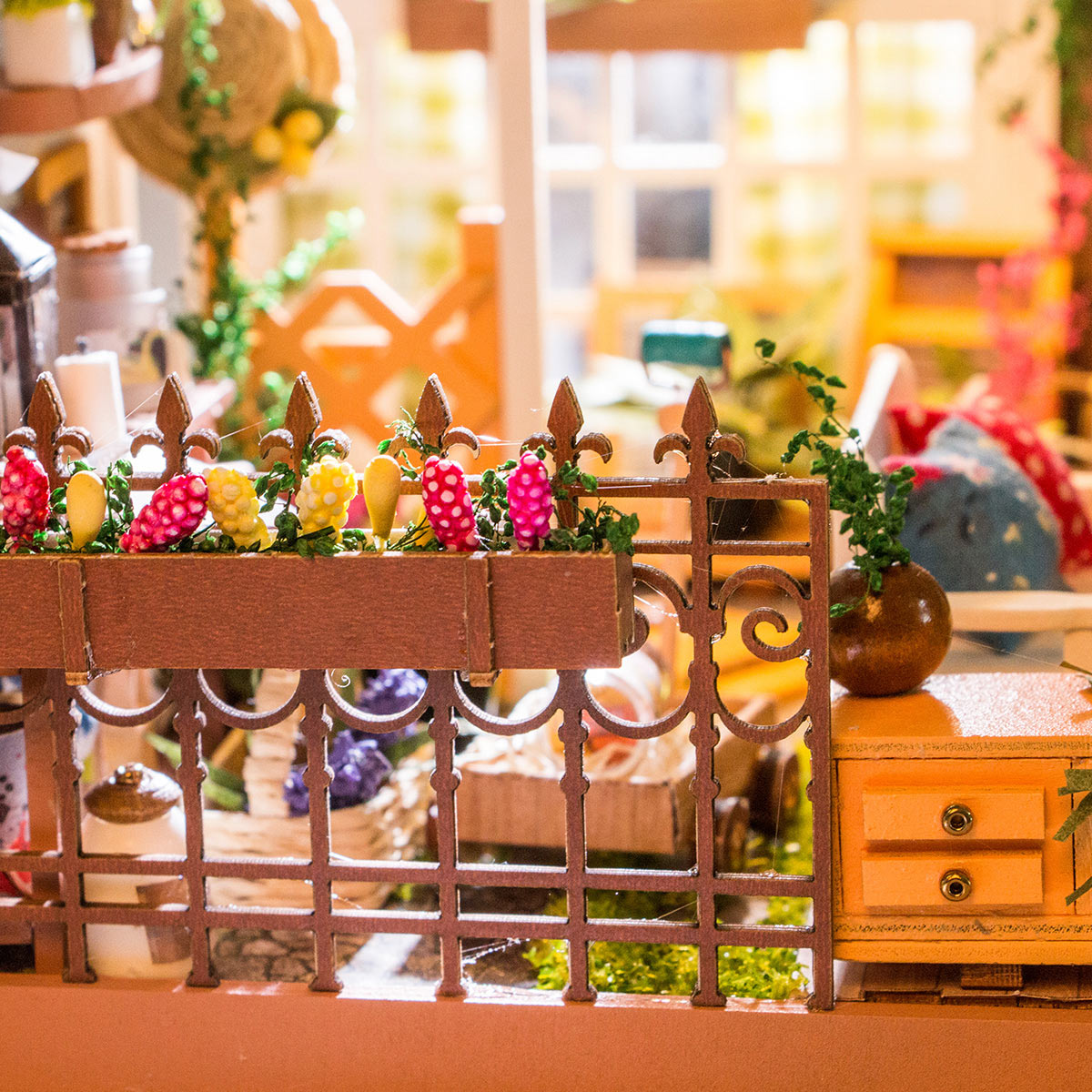 DIY Miniatyyritalo Terassi - Miller's flower house