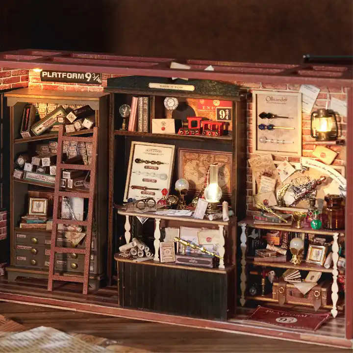 DIY Miniatyyritalo – Magic Shop
