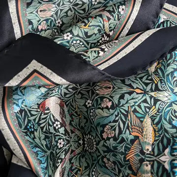 Silkkihuivi William Morris Bird 90 x 90 cm