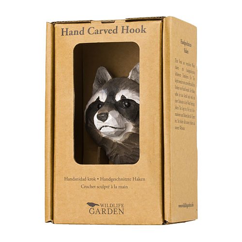 Käsin veistetty seinäkoukku Pesukarhu