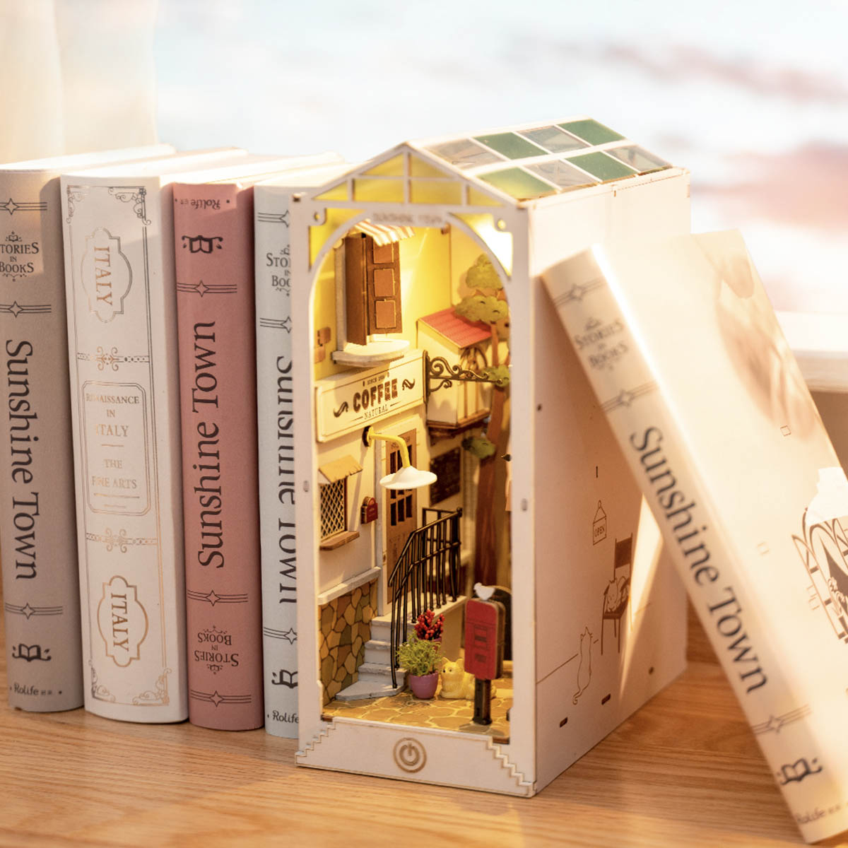DIY Minimaailma kirjahyllyyn - Sunshine Town Book Nook