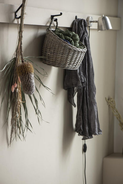 Kori seinälle pajua