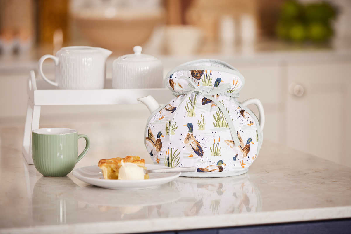Pannumyssy Sorsat - Farmhouse Ducks - Muff teepannulle