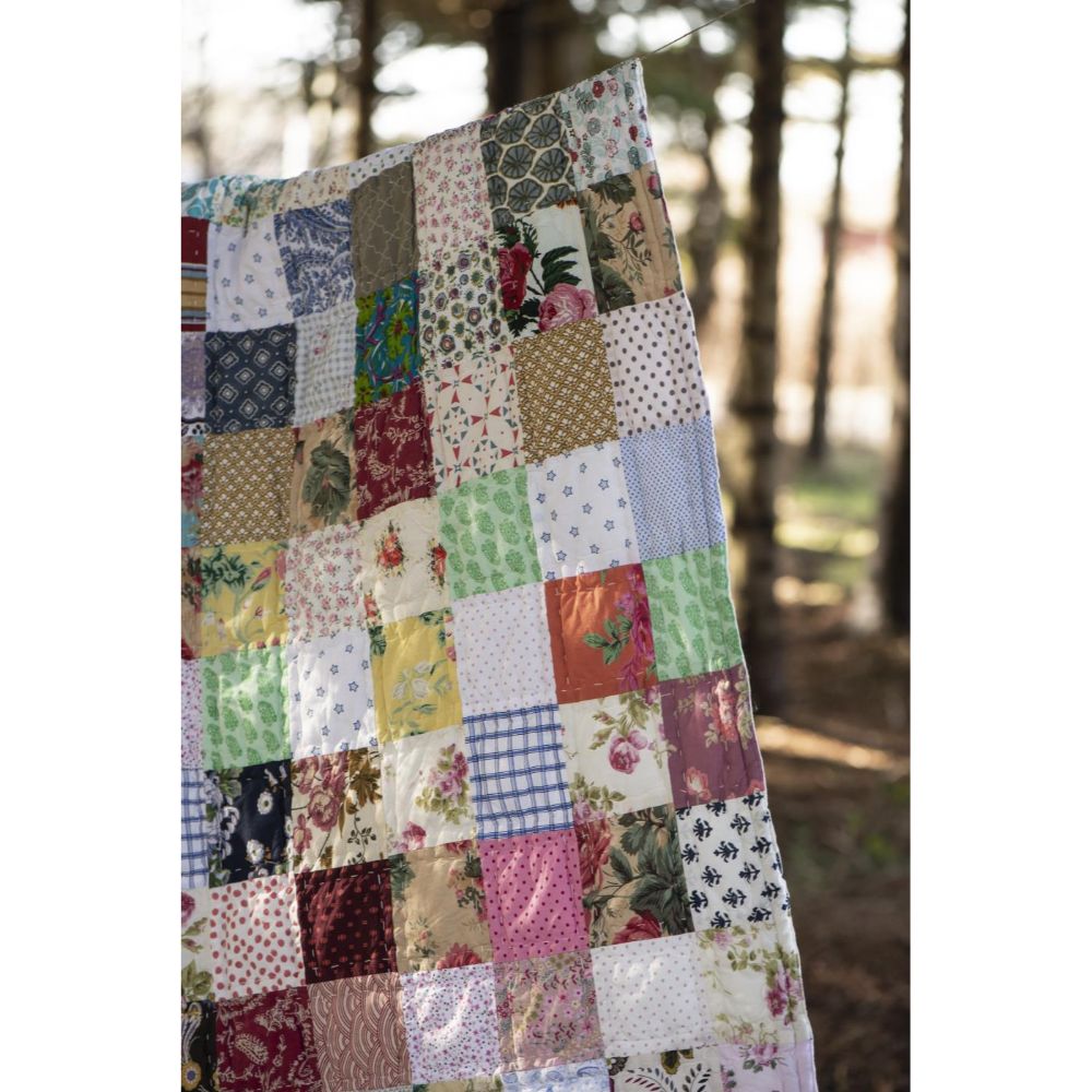 Värikäs parisängyn päiväpeitto 240x240 cm