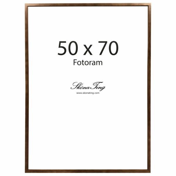 50 x 70 cm kokoinen kehys puisilla pähkinänvärisillä kehyksillä