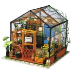 DIY Miniatyyritalo Kasvihuone - Cathy's Green House on lisätty toivelistallesi