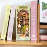 DIY Minimaailma kirjahyllyyn – Falling Sakura Book Nook on lisätty toivelistallesi