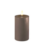 Ruskea (Mocca) Led-kynttilä 12,5 cm (halk. 7,5 cm), Deluxe Homeart on lisätty toivelistallesi