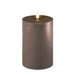 Ruskea (Mocca) Led kynttilä 15 cm (halk. 10 cm), Deluxe Homeart on lisätty toivelistallesi