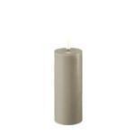 Vaalea harmaanruskea (Sand) Led-kynttilä 12,5 cm (halk. 5 cm), Deluxe Homeart on lisätty toivelistallesi